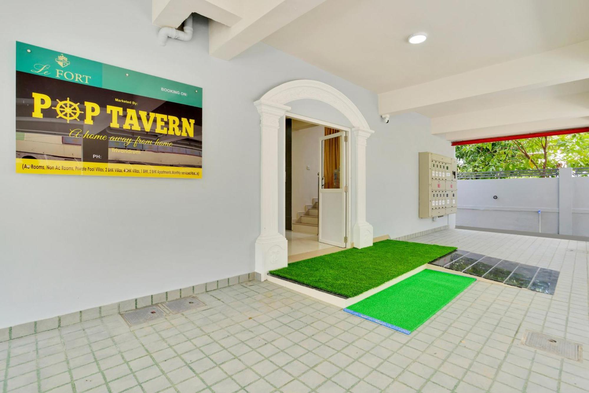 Hotel Collection O Lefort Luxe By Poptavern Thiruvananthapuram Exterior foto