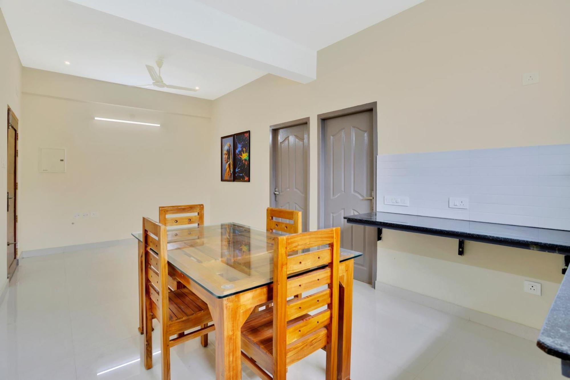 Super Collection O Lefort Luxe By Poptavern Thiruvananthapuram Exterior foto